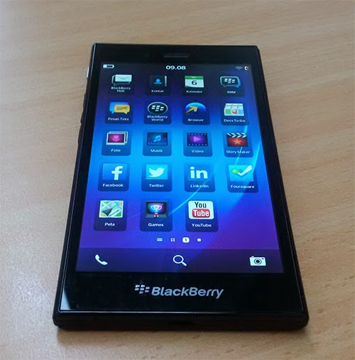 Blackberry Z3, Sachin Karpe
